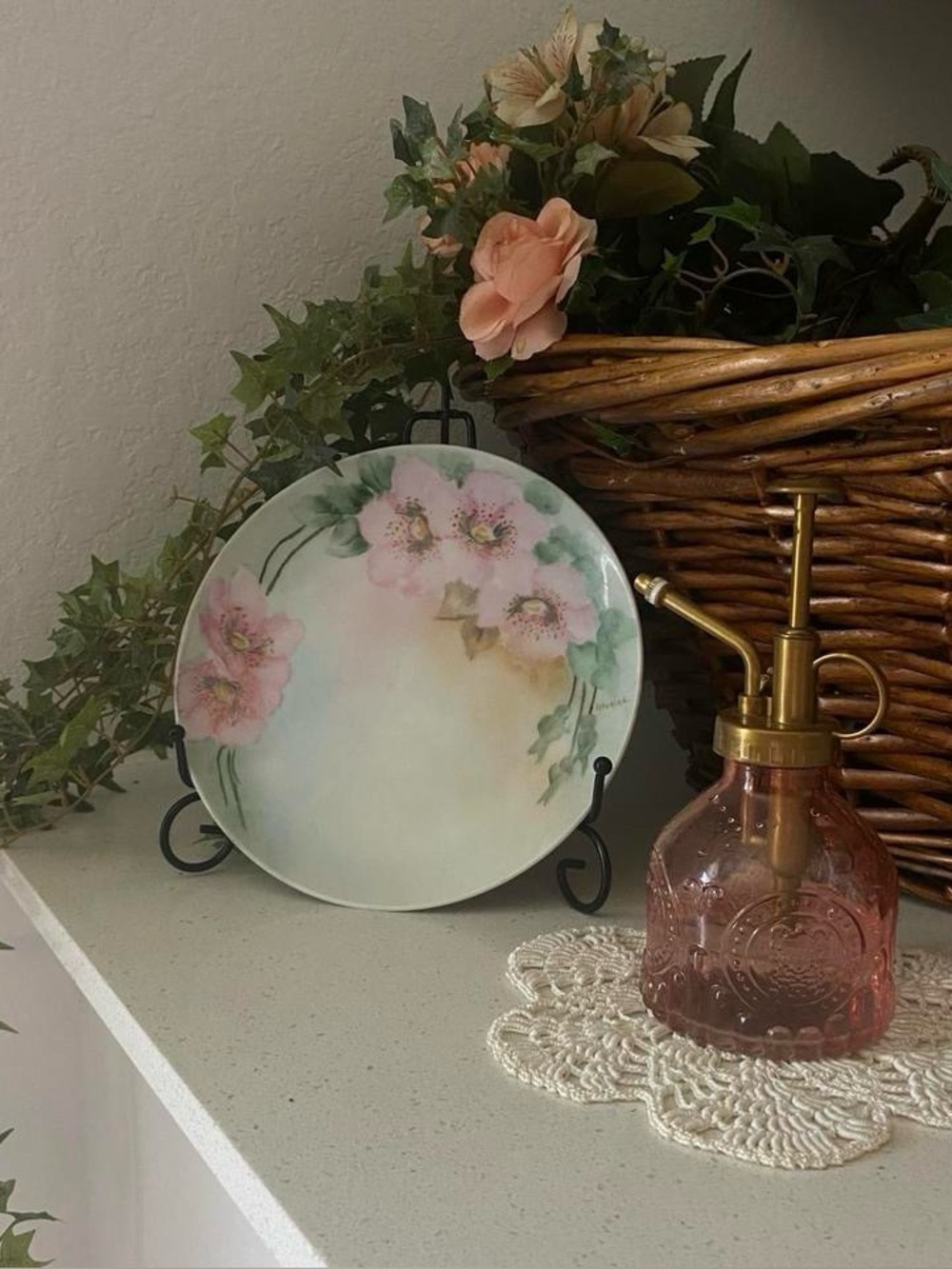 Vintage Decorative Floral Art Plate